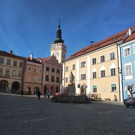 Appartement Le Miracle Rezidence Speicher Mikulov Exteriör bild