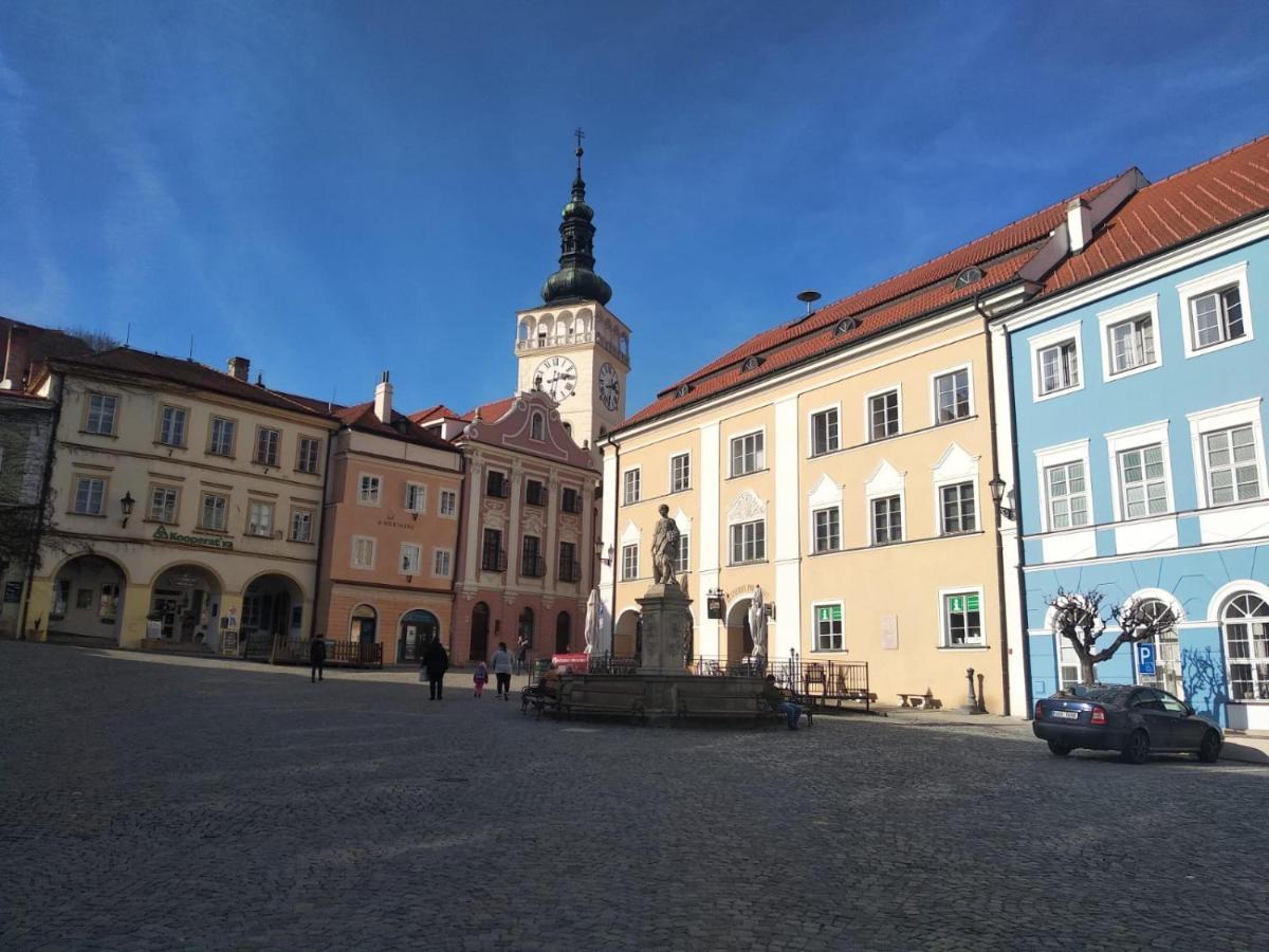 Appartement Le Miracle Rezidence Speicher Mikulov Exteriör bild