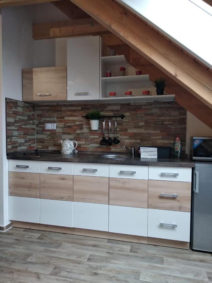 Appartement Le Miracle Rezidence Speicher Mikulov Exteriör bild